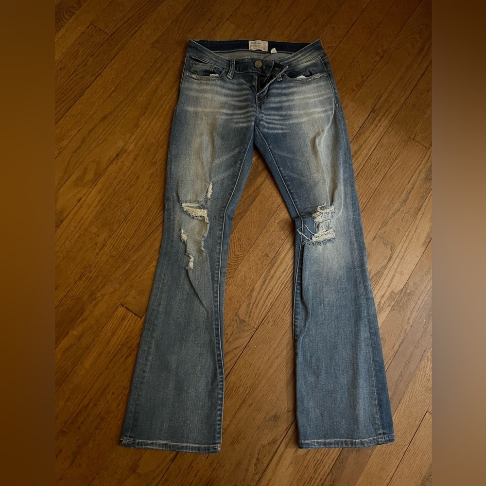 Stella distressed jeans